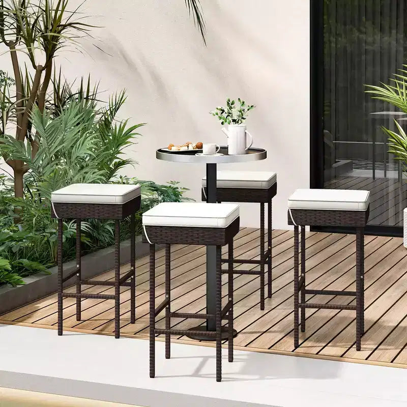 Lot de 2/4 tabourets de bar Costway en rotin pour patio, chaises de bar d'extérieur en osier avec repose-pieds