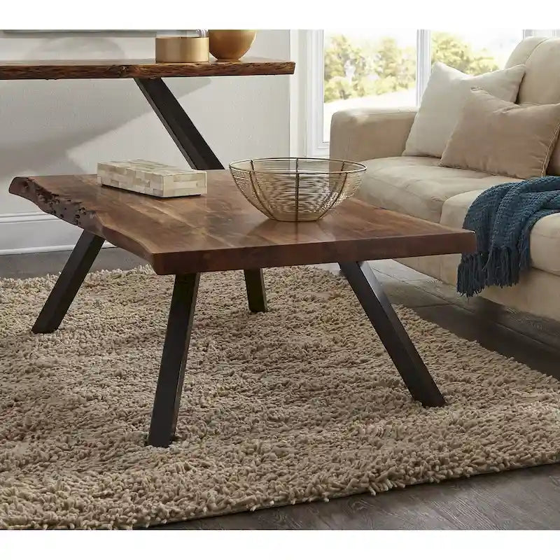 Table basse rectangulaire Reese Live Edge en acacia naturel