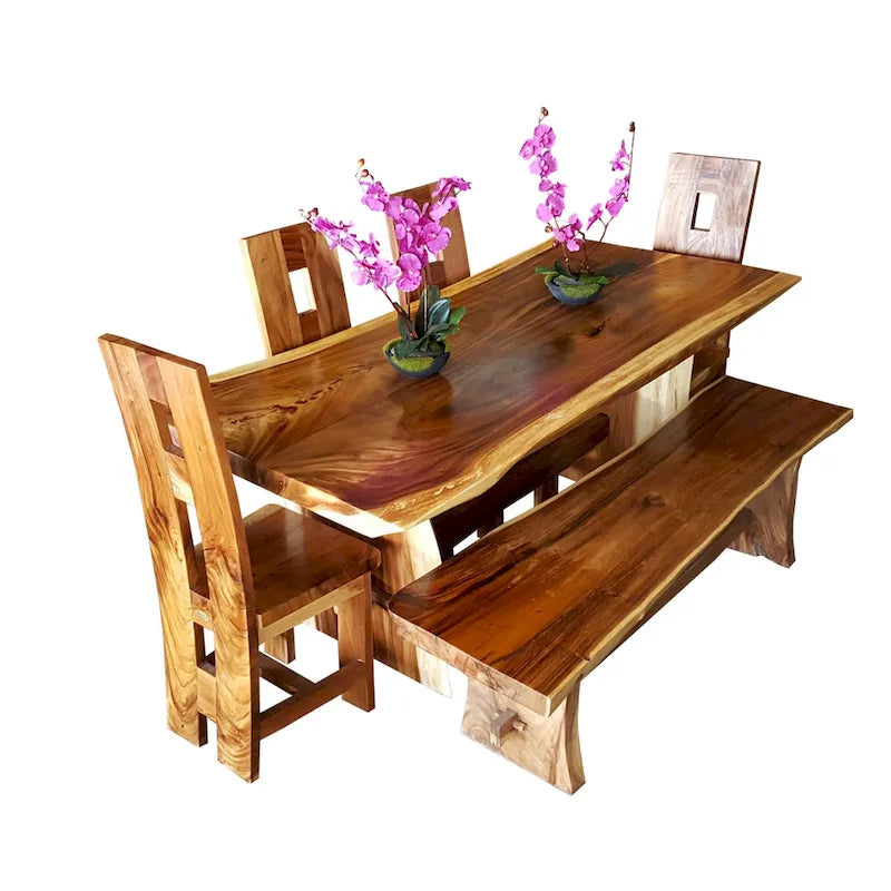 Table à manger unique Chic Teak en suar à bord vif - 71 pouces de long (table uniquement)