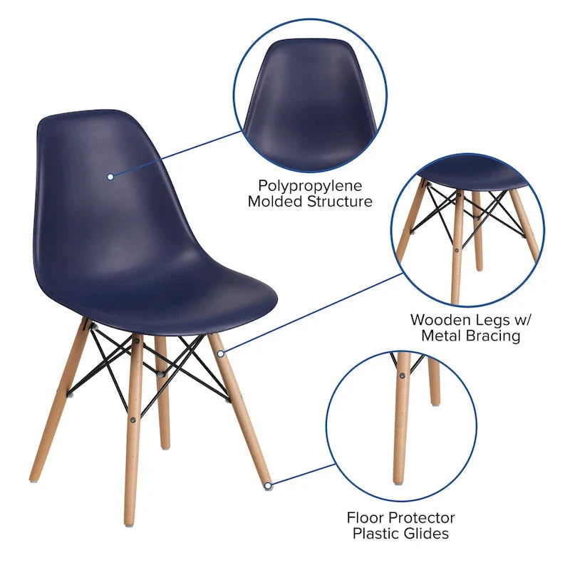 Chaise en plastique avec pieds en bois