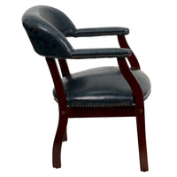 Chaise de conférence avec bande cloutée décorative