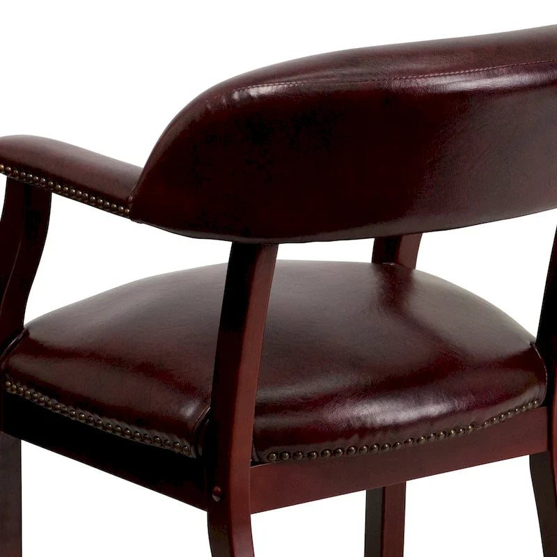 Chaise de conférence avec bande cloutée décorative