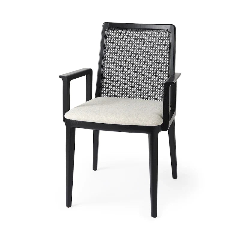 Chaise de salle à manger Clara à assise en tissu crème, dossier cannage et structure en bois massif brun clair