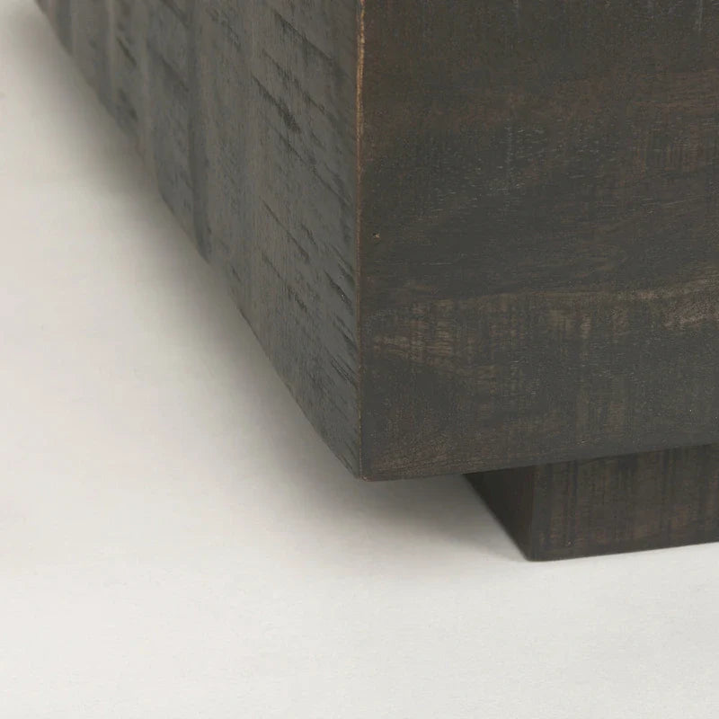 Table basse carrée flottante en bois massif Hayden