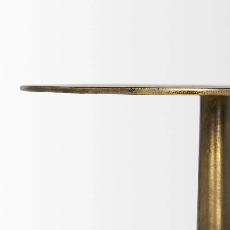 Risha grande table d'appoint en métal doré