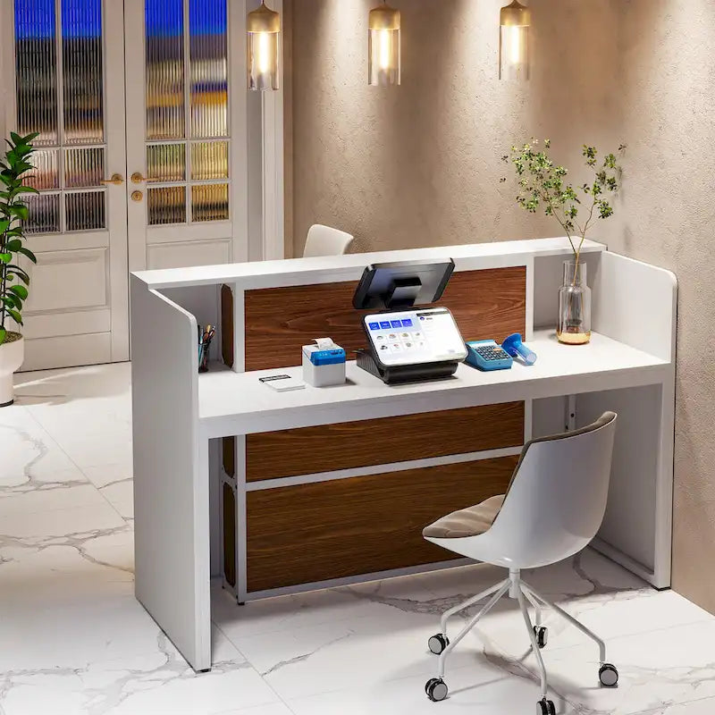 Bureau d'accueil avec lumières LED, grand comptoir d'accueil avec panneaux privatifs
