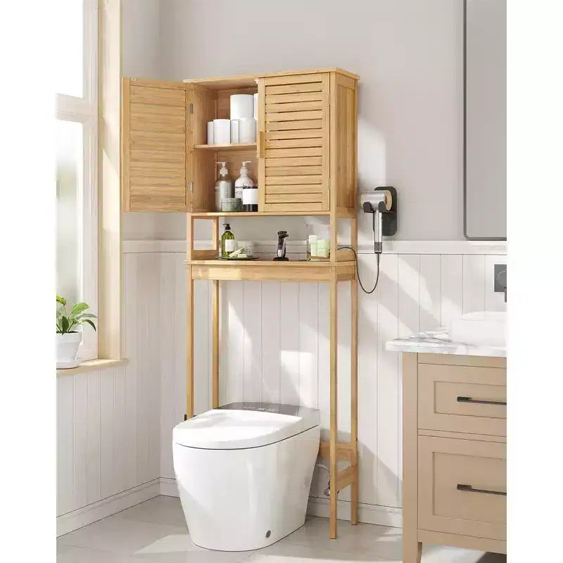 Meuble de Rangement au-Dessus des Toilettes SONGMICS, Armoire avec Étagère Intérieure Réglable et Barre Stabilisatrice Inférieure, Étagère WC, Beige Naturel