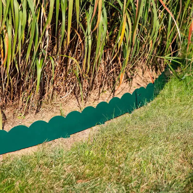 Bordures de jardin flexibles en acier robuste avec bordure festonnée pour pelouse et jardin Sunnydaze - 4,8 m - Lot de 5