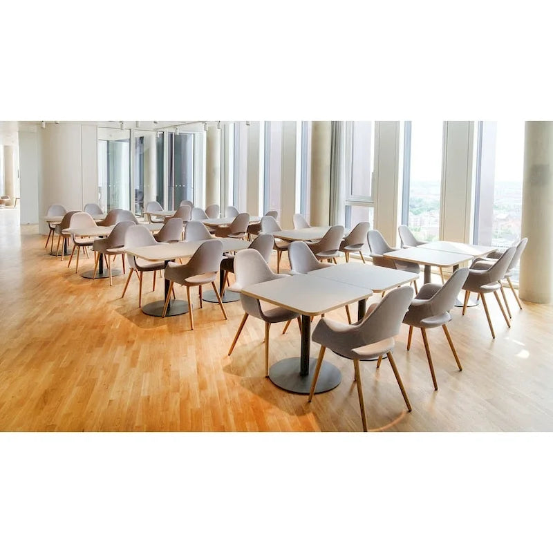 Fauteuil moderne rembourré en tissu organique avec pieds en bois naturel pour salle à manger, bureau ou chaise d'appoint de détente