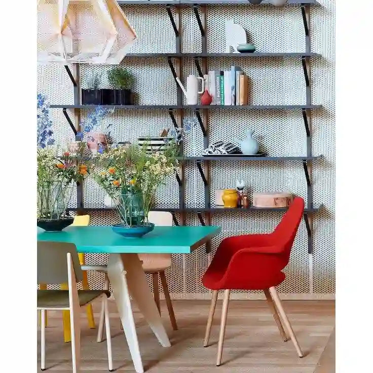 Fauteuil moderne rembourré en tissu organique avec pieds en bois naturel pour salle à manger, bureau ou chaise d'appoint de détente