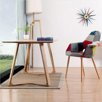 Fauteuil moderne rembourré en tissu organique avec pieds en bois naturel pour salle à manger, bureau ou chaise d'appoint de détente