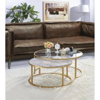 Tables basses gigognes à cadre métallique avec plateaux en verre et marbre, lot de deux, doré - 15,75 H x 36 L x 36 L pouces