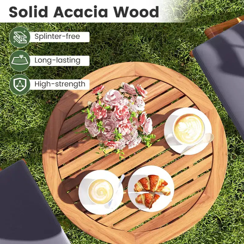 Ensemble de bistro Costway 3 pièces en bois d'acacia pour patio, table et chaises pliantes d'extérieur avec coussins, blanc cassé/bleu marine/gris