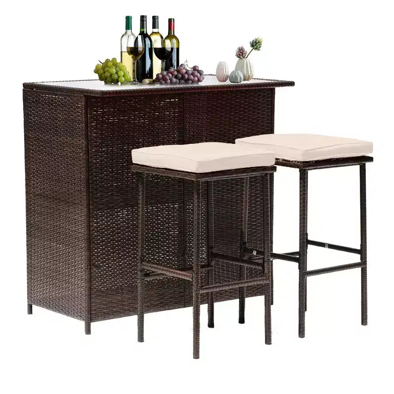 FDW Ensemble de bar 3 pièces Meubles de patio Cadre robuste Table haute de bar avec deux tabourets Plateau en verre et étagères de rangement Parfait pour balcon et piscine