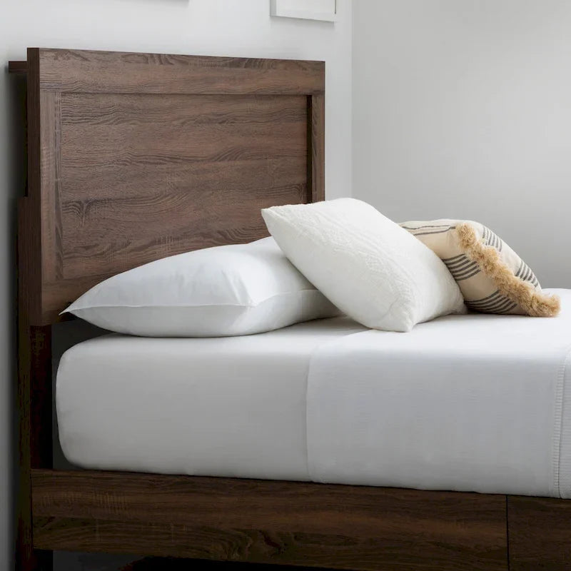 Lit plateforme classique en bois Brookside Leah