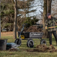 Gorilla Carts Chariot à benne robuste en poly pour jardin, cuve 12 pi³, capacite de charge 1600 lb, chariot utilitaire noir avec dechargement à liberation rapide et pneus pneumatiques