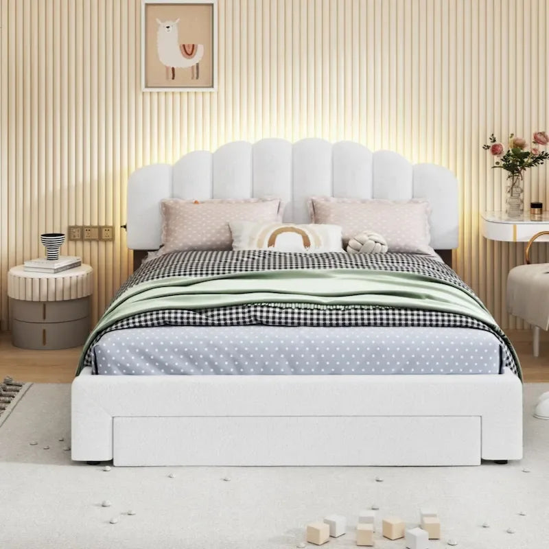 Lit plateforme capitonné Queen Size en polaire Teddy avec tiroir