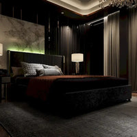Cadre de lit moderne illuminé avec garniture dorée - Design rembourré et chic