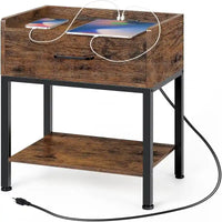 Table de chevet avec station de recharge