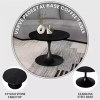 LeisureMod Verve 27 table basse ronde - plateau en pierre frittée et base piédestal en acier noir moderne, table d'appoint pour salon contemporain