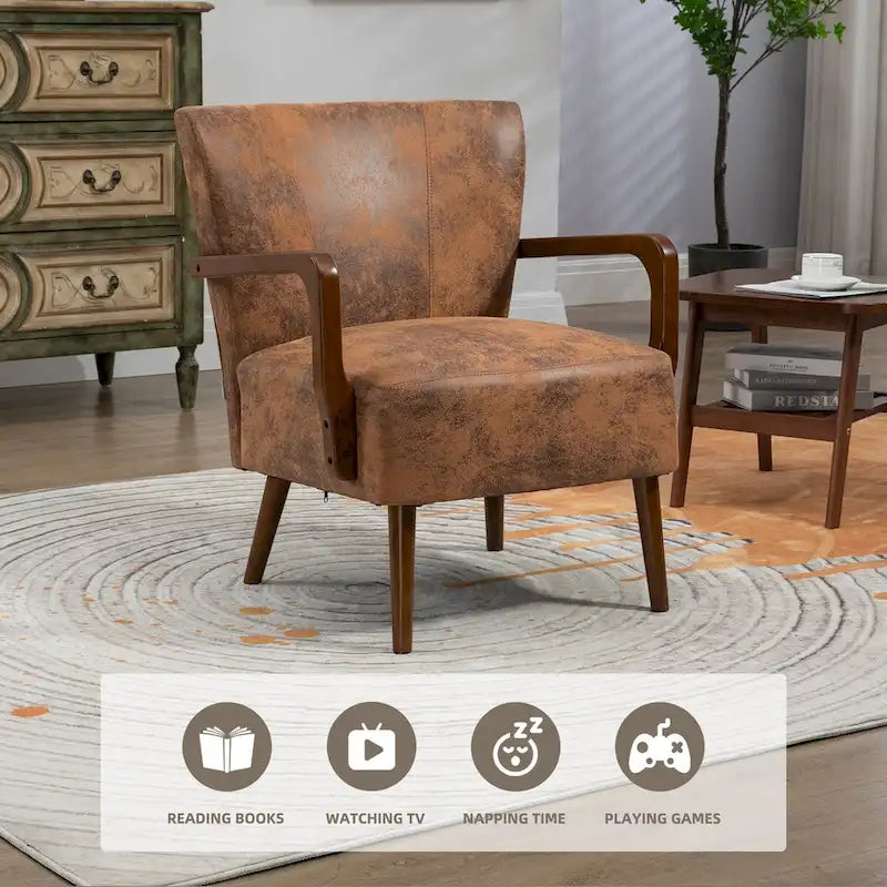 Chaises modernes dans le salon, fauteuils à ossature en bois