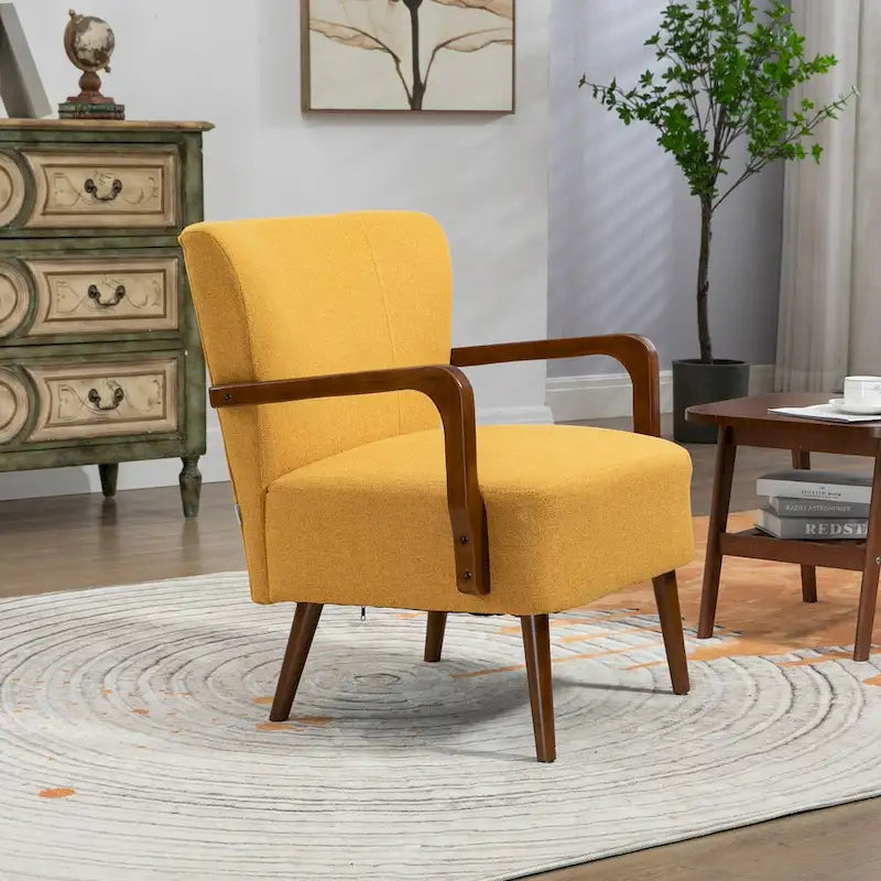 Chaises modernes dans le salon, fauteuils à ossature en bois