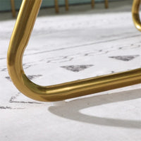 Fauteuil d'appoint en velours soyeux avec base dorée