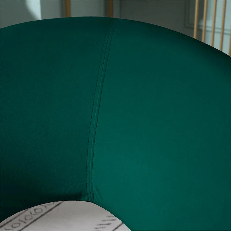 Fauteuil d'appoint en velours soyeux avec base dorée