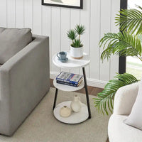 Table d'appoint Skylar à 3 niveaux avec plateau à rebord relevé et pieds asymétriques en métal de style moderne du milieu du siècle
