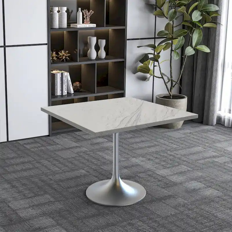 Table à manger carrée LeisureMod Verve avec plateau en résine marbrée blanche et base en acier brossé moderne pour cuisine