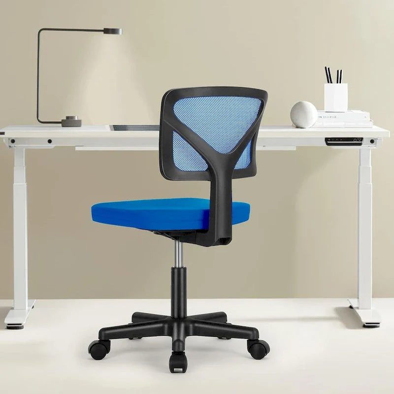 Chaise de bureau confortable rembourrée en cuir PU, chaise de bureau à domicile avec accoudoirs et pivot réglable