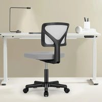 Chaise de bureau confortable rembourrée en cuir PU, chaise de bureau à domicile avec accoudoirs et pivot réglable