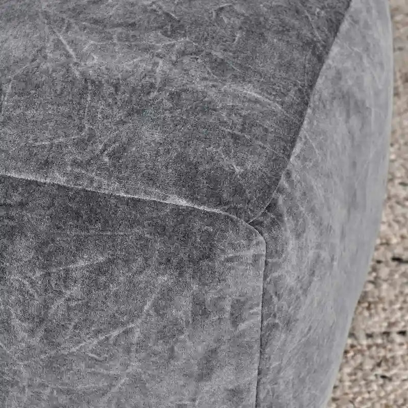 Villa by Classic Home Heirloom 18 Pouf en velours