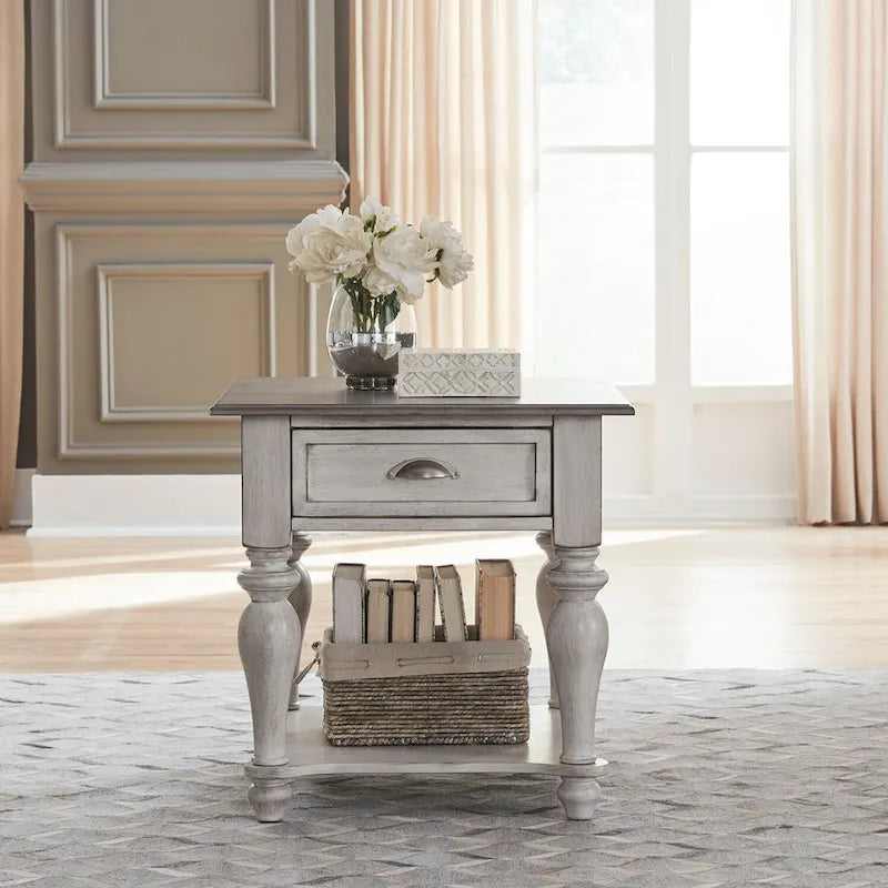 Table d'appoint avec tiroir Ocean Isle blanc antique et pin patiné