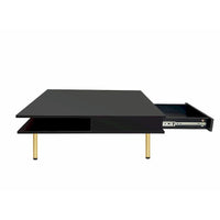 Table basse laquée : 4 pieds dorés, 2 tiroirs, design carré à 2 niveaux