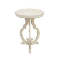 Table d'appoint en bois de style campagnard français avec plateau à bord festonné et pieds courbés