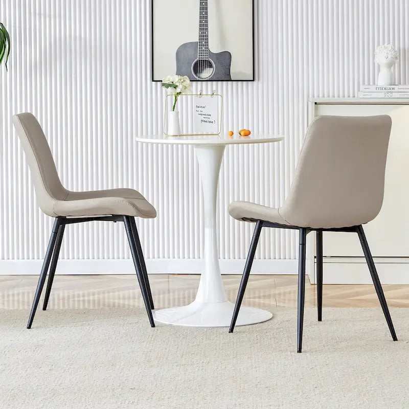 Chaise de salle à manger à coussin dossier en cuir synthétique, pieds en métal noir, coussin galbé élargi pour plus de confort (6 chaises)