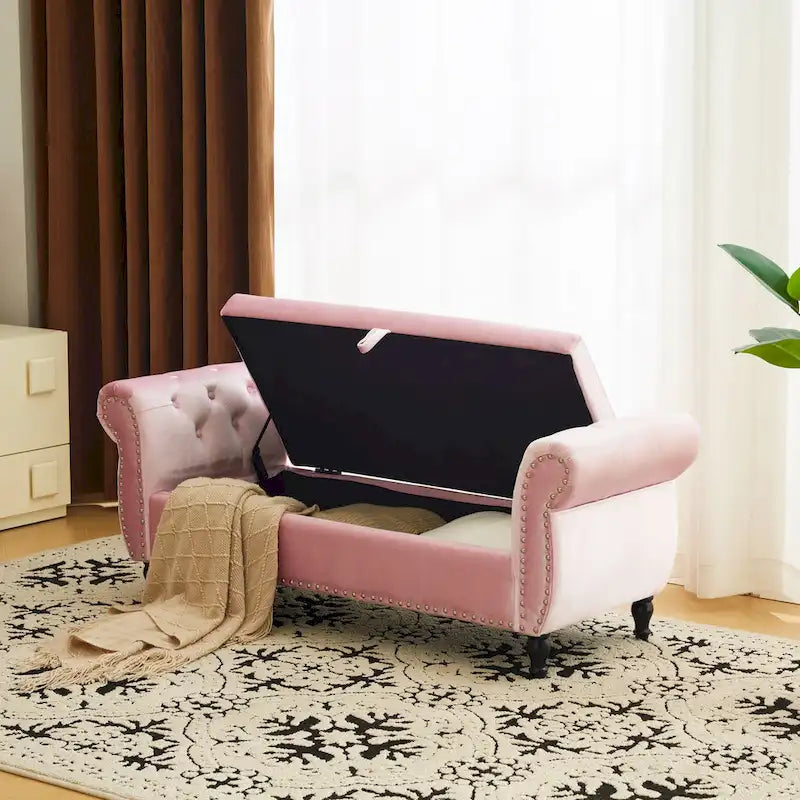 Banc coffre de rangement multifonction traditionnel en velours Xanthia avec coussin par Christopher Knight Home
