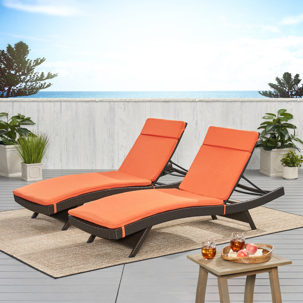Salem Ensemble de coussins d'extérieur pour méridienne - coussins uniquement (lot de 2) par Christopher Knight Home - 79.25L x 27.50l x 1.50H