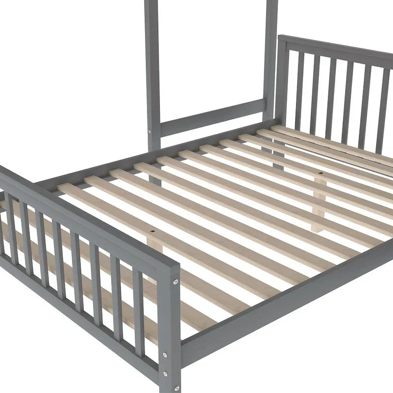 Lit mezzanine double sur lit double en bois avec escalier, balustrades hautes et échelle