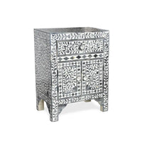Meuble d'appoint incrusté d'os Firoz de Steve Silver