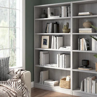 Bibliothèque haute à 5 étagères Universal de Bush Furniture